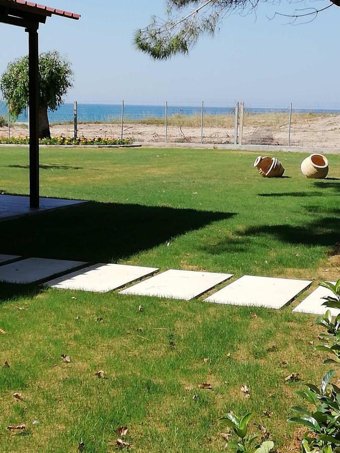 Aster Beach House Nea Thesi Eksteriør billede