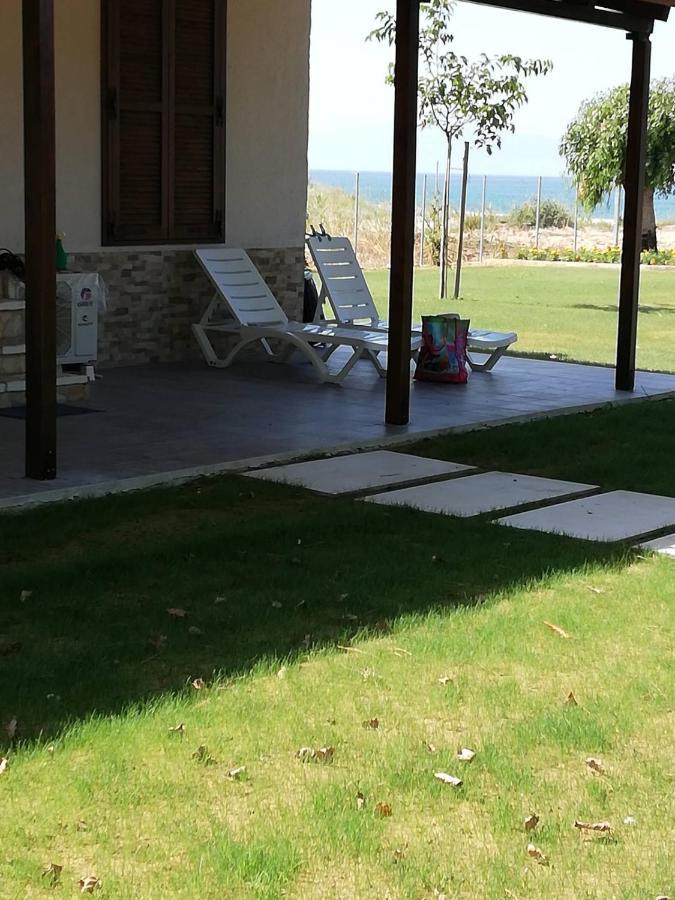 Aster Beach House Nea Thesi Eksteriør billede