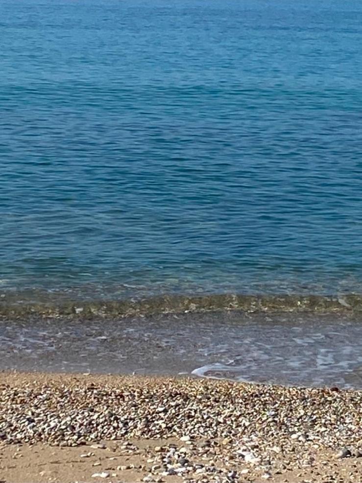 Aster Beach House Nea Thesi Eksteriør billede